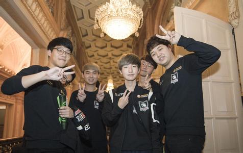 还能拉到外 还能拉到外