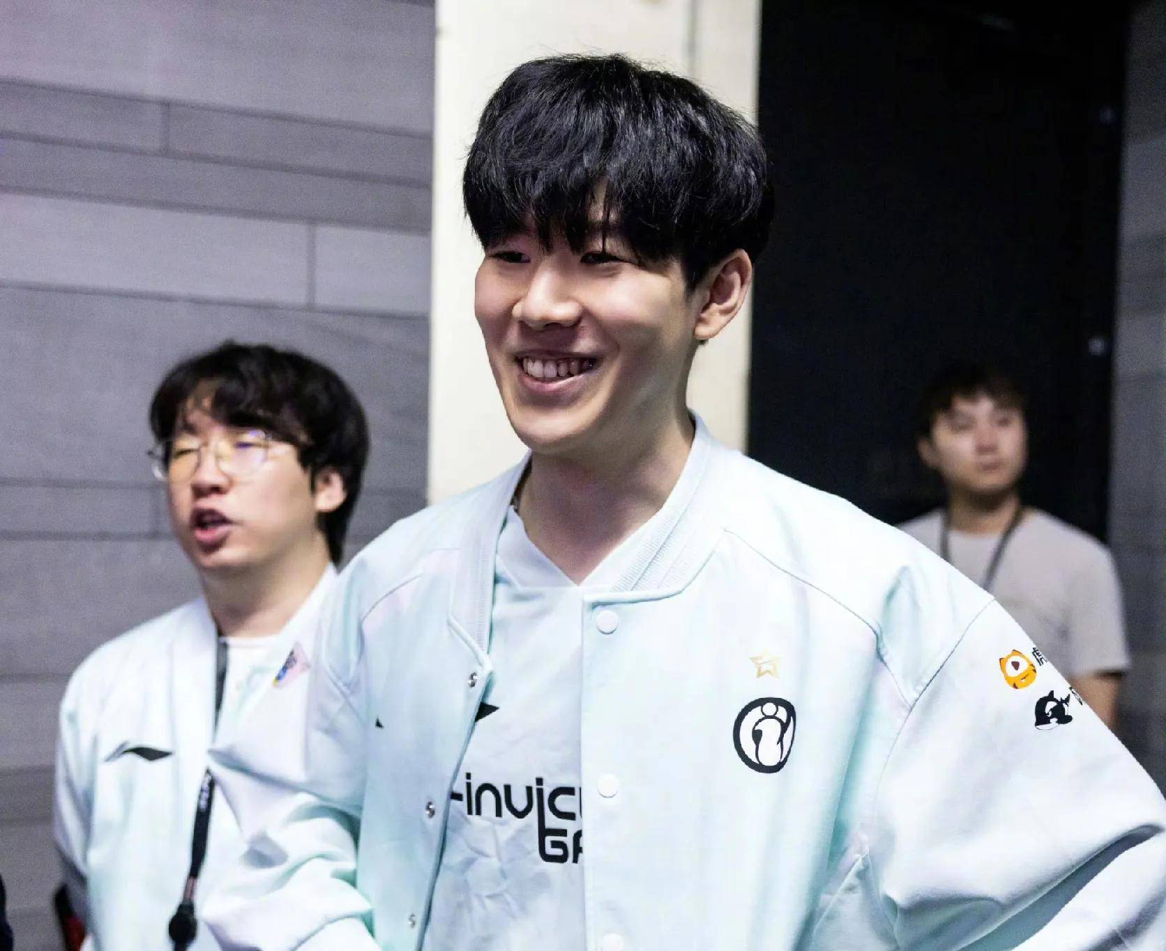 此次对战 此次对战