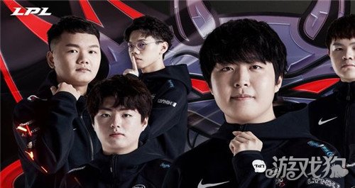 提振士气的 提振士气的