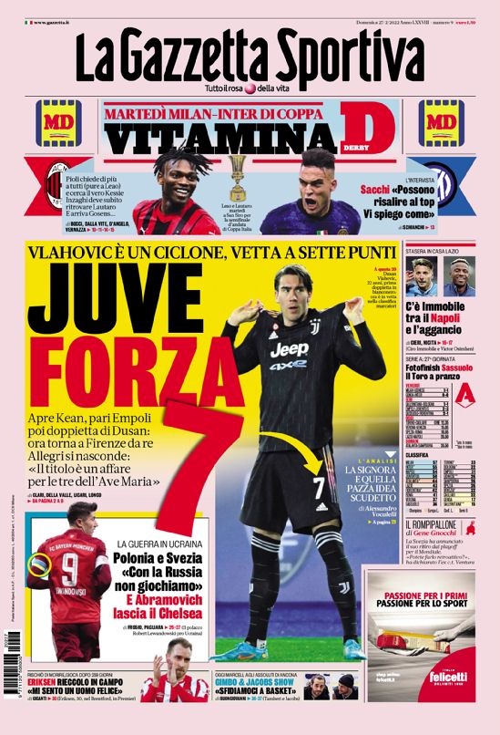 在市中心举 在市中心举